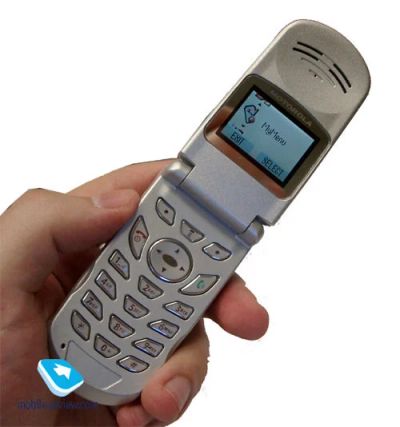 Лот: 3796317. Фото: 1. motorola v150 рабочая. Кнопочные мобильные телефоны