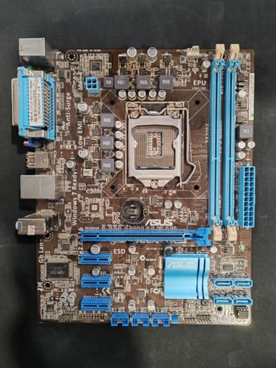 Лот: 25412445. Фото: 1. Материнская плата ASUS P8H61-m... Материнские платы