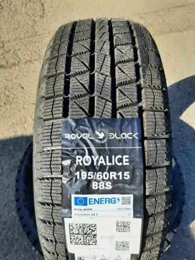 Лот: 24667631. Фото: 1. 195/60 R15 88S Royal Black Royal... Шины