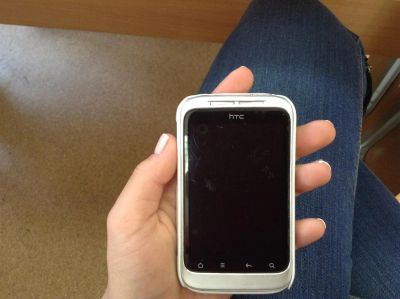Лот: 3394122. Фото: 1. Продам HTC WildfireS + 2 кейса... Смартфоны