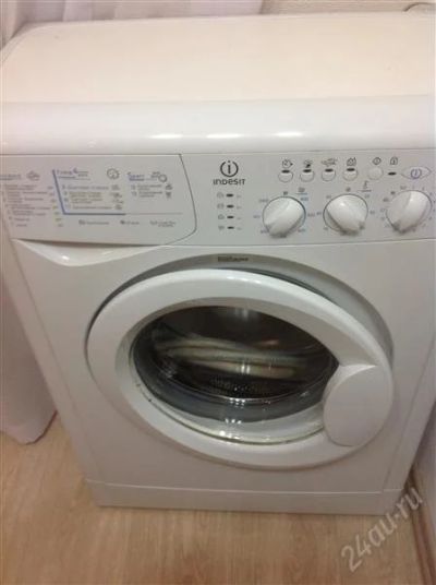 Лот: 2680238. Фото: 1. Стиральная машина INDESIT WIUL... Стиральные машины