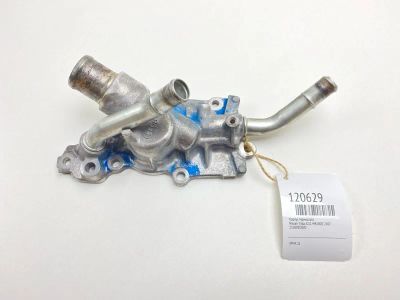Лот: 25725919. Фото: 1. Корпус термостата Nissan Tiida... Двигатель и элементы двигателя