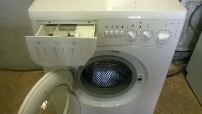 Лот: 4244990. Фото: 1. Стиральная машина Indesit w84tx... Стиральные машины