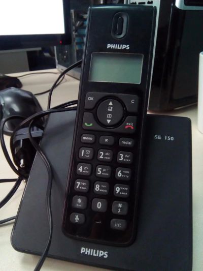 Лот: 7622380. Фото: 1. Радиотелефон Philips SE 150. DECT и радиотелефоны