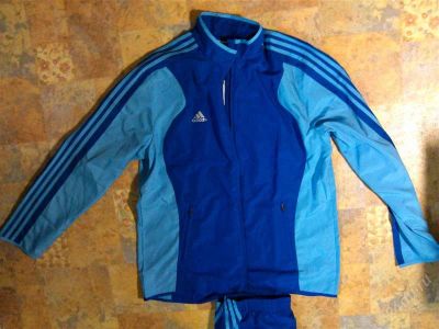 Лот: 2299075. Фото: 1. новый спортивный костюм adidas... Костюмы классические, деловые