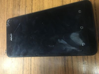 Лот: 13324107. Фото: 1. Asus zenfone 5, разбит тачскрин... Другое (запчасти, оборудование)