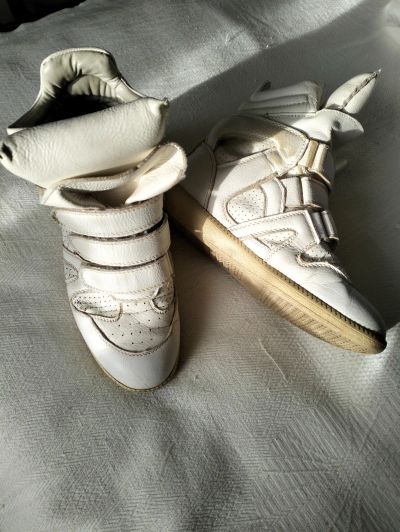 Лот: 25897359. Фото: 1. Кроссовки женские. Кеды, кроссовки, слипоны