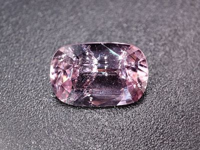 Лот: 20951485. Фото: 1. 1.79 ct. Шпинель розовая кушон... Драгоценные и поделочные камни
