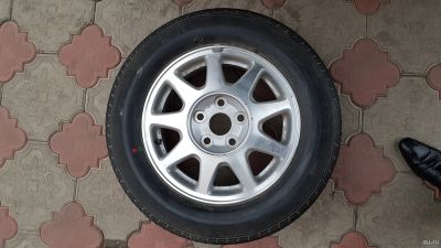 Лот: 13623291. Фото: 1. Шина Toyo 205/65R15 на оригинальном... Шины на дисках