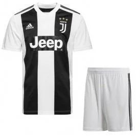 Лот: 12531476. Фото: 1. Футбольная форма Adidas FC Juventus... Форма