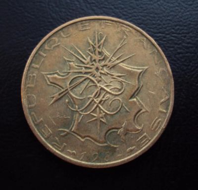 Лот: 4951006. Фото: 1. Иностранная монетка №84. Остальные страны