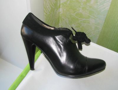 Лот: 5317349. Фото: 1. Ботильоны BootQueen, 38р, отл... Ботильоны, полусапожки