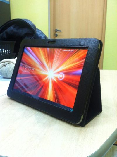 Лот: 2894021. Фото: 1. Samsung galaxy tab 8.9 3G + Wifi. Планшеты