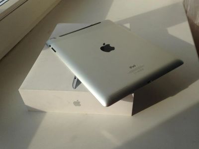 Лот: 3814628. Фото: 1. Apple Ipad 4 16 gb (3G/4G) black... Планшеты