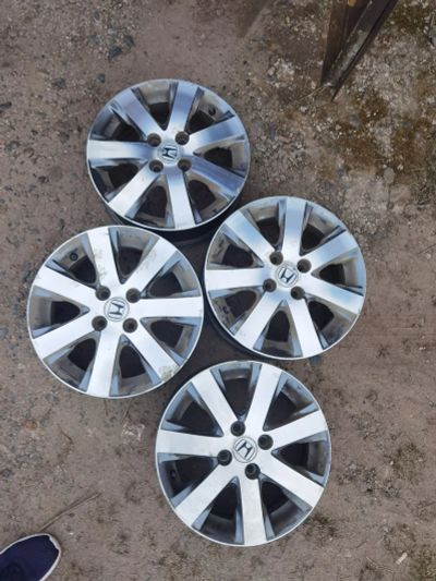 Лот: 20354992. Фото: 1. Диски honda freed r15. Диски