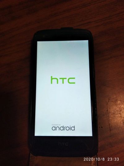 Лот: 16660708. Фото: 1. телефон HTC Desire 526g Dual Slim. Чехлы, бамперы