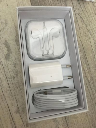 Лот: 10099004. Фото: 1. iphone 6 gold 16gb (обмена нет... Смартфоны