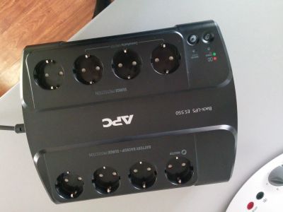 Лот: 12994225. Фото: 1. ИБП APC Back-UPS ES550. ИБП, аккумуляторы для ИБП