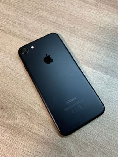 Лот: 19198979. Фото: 1. iPhone 7 32gb Original. Смартфоны