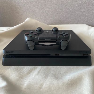 Лот: 20205232. Фото: 1. Sony Playstation 4 slim. Консоли