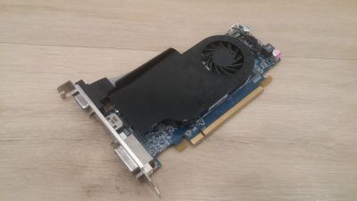 Лот: 21639378. Фото: 1. Продам видеокарту AMD Radeon HD... Видеокарты