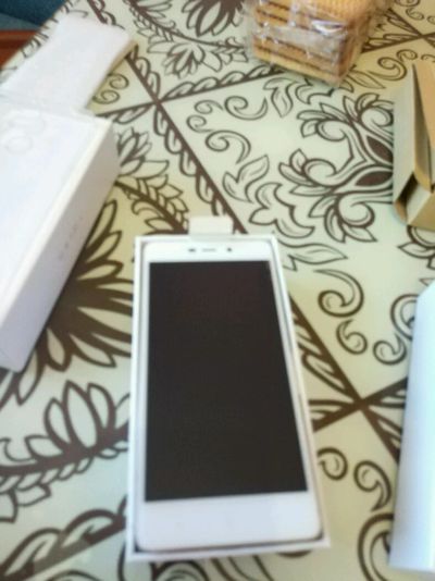 Лот: 9407370. Фото: 1. Новый Xiaomi redmi 4 pro 3/32gb... Смартфоны