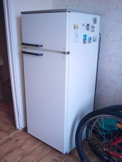 Лот: 10711857. Фото: 1. Холодильник Минск в хорошем состоянии. Холодильники, морозильные камеры