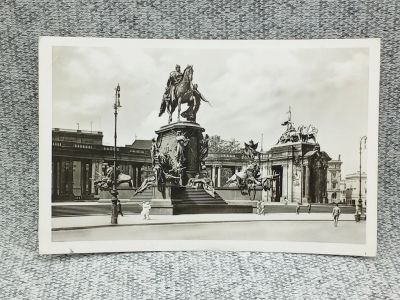Лот: 25847901. Фото: 1. Открытка Германия, Берлин - Национальный... Открытки, конверты