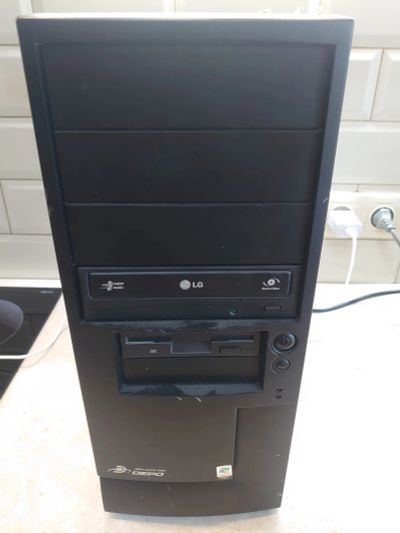 Лот: 20869364. Фото: 1. Xeon E5440,4Gb DDR2, HD5770 1Gb... Компьютеры в сборе