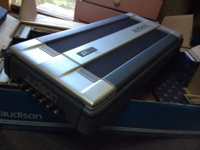 Лот: 5531828. Фото: 1. Audison LRx 2.9 в отличном состоянии. Усилители