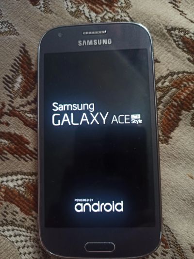 Лот: 18899648. Фото: 1. Смартфон Samsung Galaxy Ace Style... Смартфоны