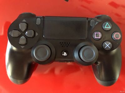 Лот: 13630489. Фото: 1. Dualshock 4 Black V2 геймпад PS4... Аксессуары для игровых приставок, консолей, геймпады