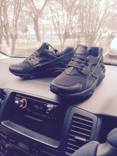 Лот: 7463310. Фото: 1. Nike huarache мужские. Кеды, кроссовки, слипоны