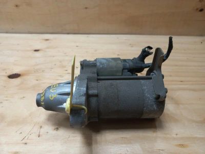 Лот: 18815294. Фото: 1. Стартер Honda Civic EU3 D17A 2001... Электрооборудование