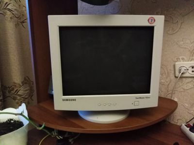 Лот: 14907440. Фото: 1. Монитор+процессор. ЖК-мониторы