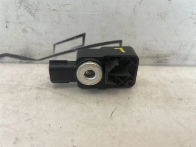 Лот: 24627583. Фото: 1. датчик airbag Renault Fluence... Электрооборудование