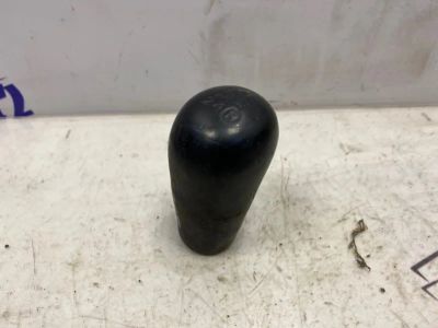Лот: 21715122. Фото: 1. ручка кпп Toyota Avensis CT220L. Двигатель и элементы двигателя