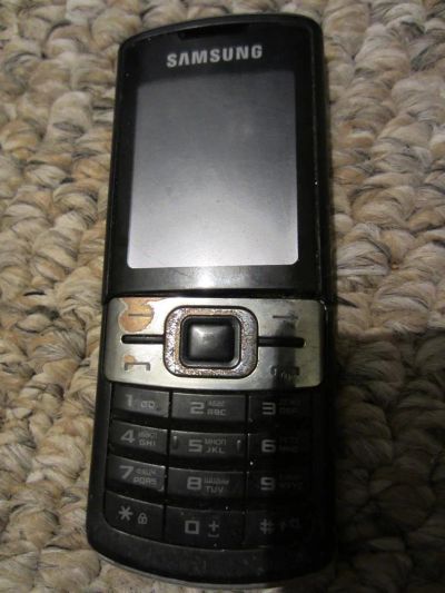 Лот: 3419410. Фото: 1. Телефон Samsung GT-C3010. Кнопочные мобильные телефоны
