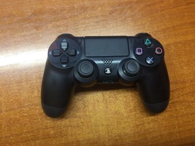 Лот: 11057059. Фото: 1. Геймпад PS4 черный. Джойстик Playstation... Запчасти для игровых приставок, консолей