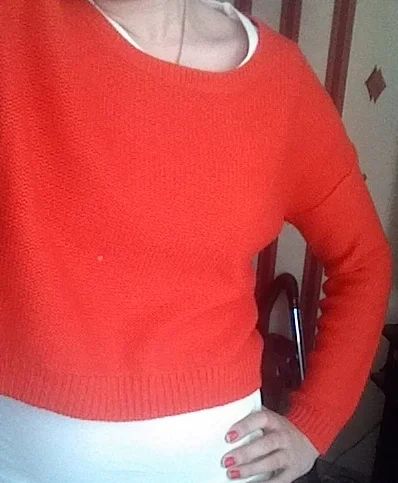 Лот: 3287218. Фото: 1. Свитер укороченный H&M. Свитеры, толстовки, худи