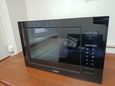 Лот: 25637240. Фото: 1. Встраиваемая микроволновка Haier. Микроволновки, мини-печи