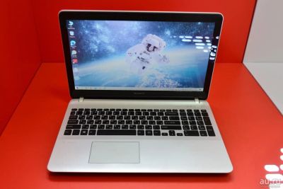Лот: 18271014. Фото: 1. Ноутбук Sony Core i3/8Gb/SSD 240Gb. Ноутбуки