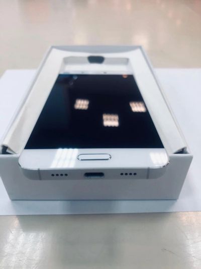 Лот: 14059224. Фото: 1. Смартфон Xiaomi Mi5 64Gb White... Смартфоны