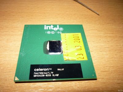 Лот: 13866359. Фото: 1. Intel celeron 766/128/66/1,7... Микросхемы