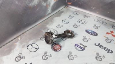 Лот: 23585773. Фото: 1. Поршень с шатуном Ford Kuga JQMB... Двигатель и элементы двигателя