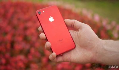 Лот: 13793295. Фото: 1. iPhone 7 32GB Red. Смартфоны