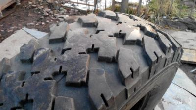 Лот: 4142098. Фото: 1. продам 4 грязевые шины 225/80r16... Шины