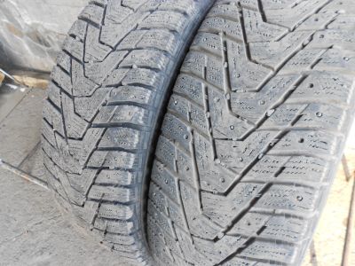 Лот: 25082199. Фото: 1. 2 шт 235-60-18 Hankook Winter... Шины