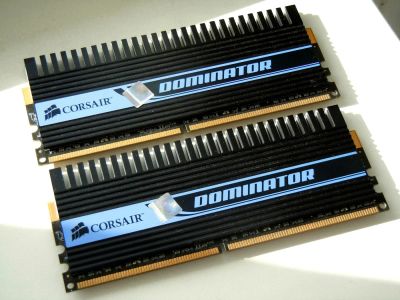 Лот: 4165088. Фото: 1. Corsair Dominator 4Gb DDR2 1066MHz... Оперативная память