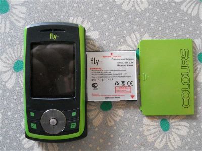 Лот: 2924711. Фото: 1. Телефон Fly - SL600. Кнопочные мобильные телефоны